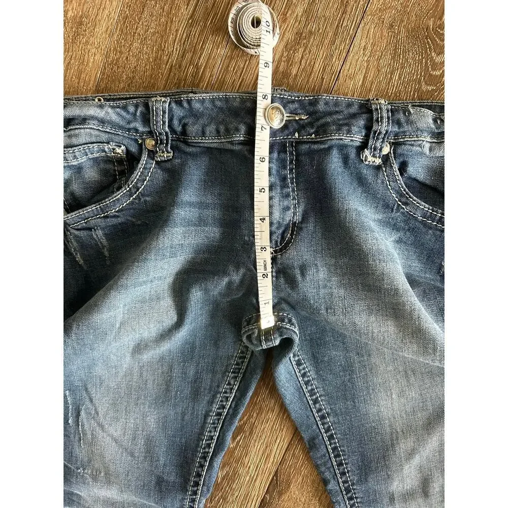 Rock revival inspired Premier Rue21 Women’s Bootcut Jeans Embellished   13/14 R​